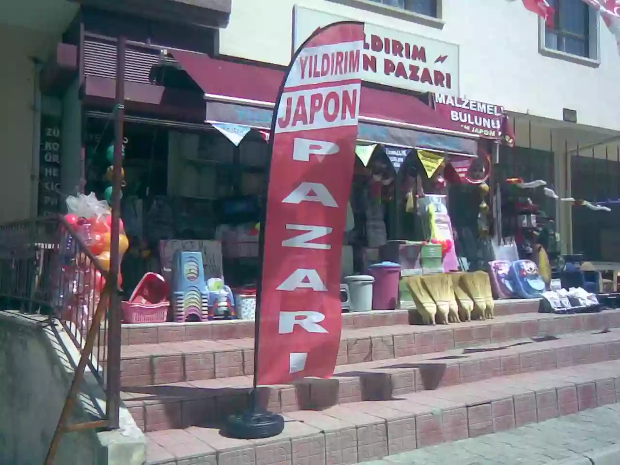 japon-pazari-yelken-bayragi