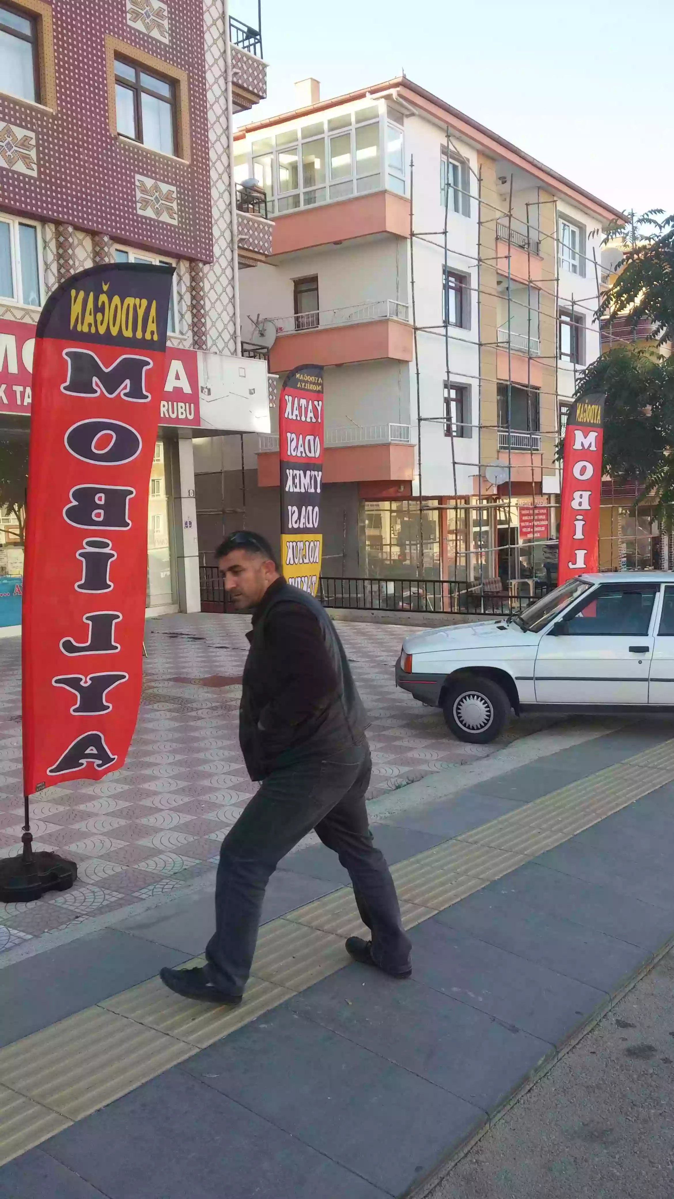 mobilya-takimlari-yelken-bayragi